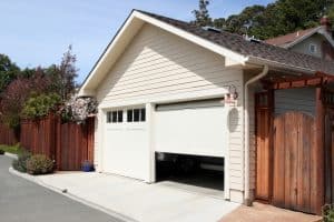 garage door injuries